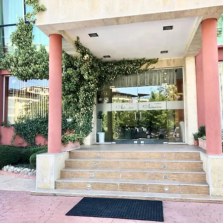 Afrodita 1 - Menada Apartment
